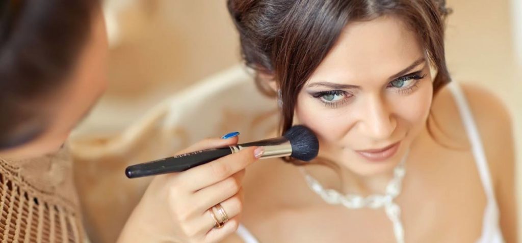Why Should You Hire a Professional Makeup Artist?